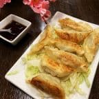 Best Dumplings (6) 豬肉  鍋貼或蒸餃 in Gaithersburg, MD